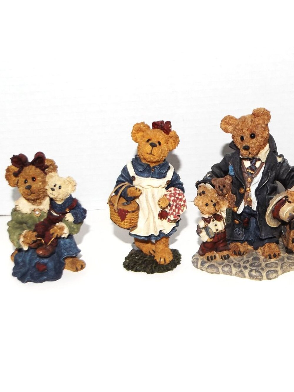 Collection of 4 Vintage Boyds Bears & Friends Resin Figurines